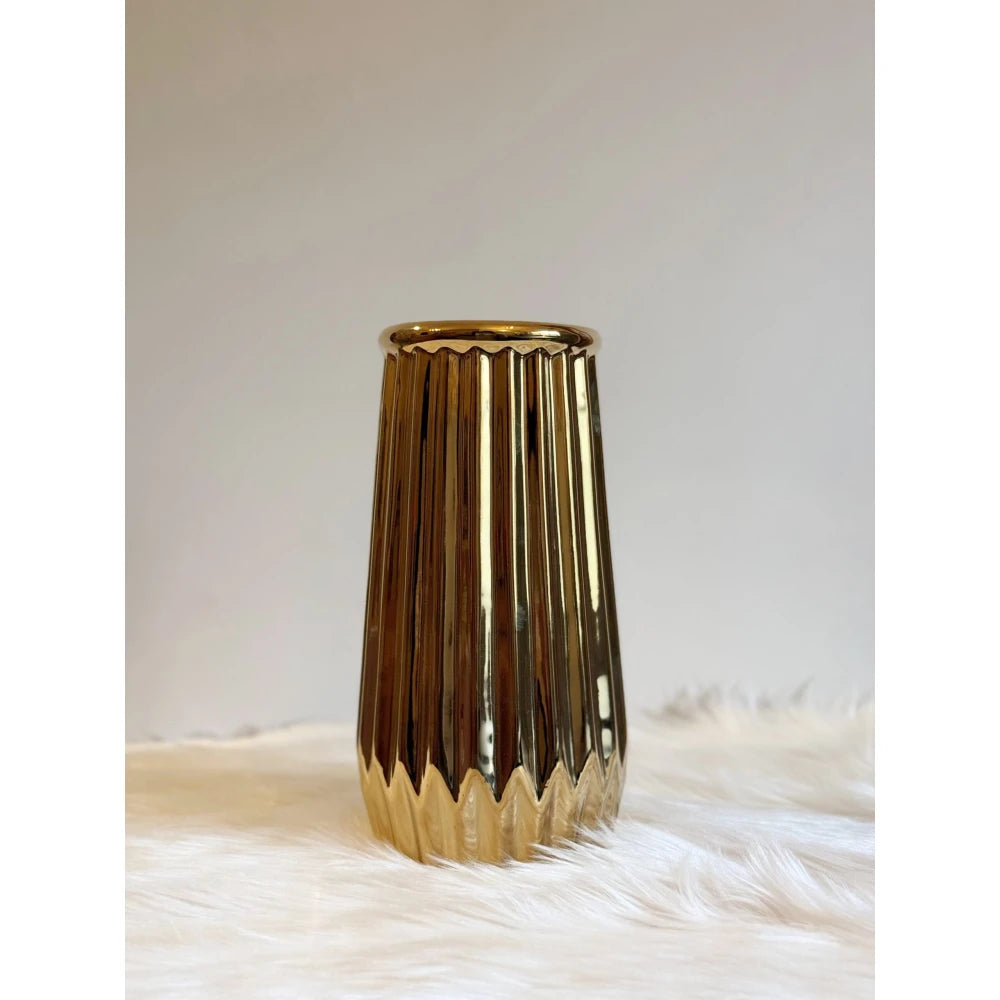 VOSS – Golden Ceramic Vase