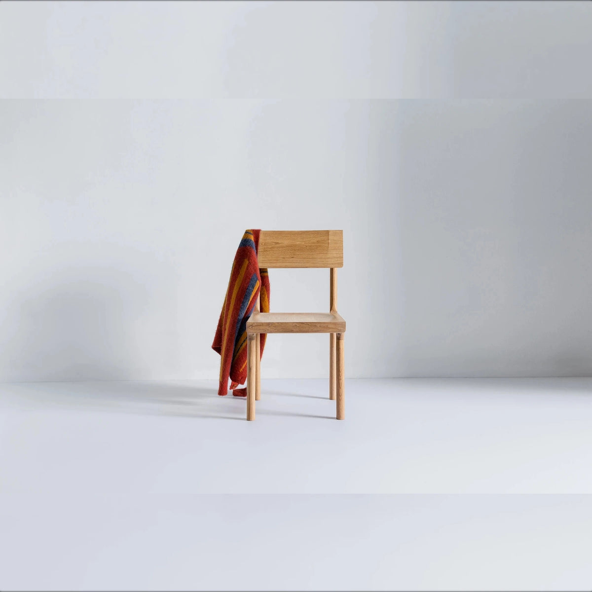 SQUISH – Casual Wooden Chair