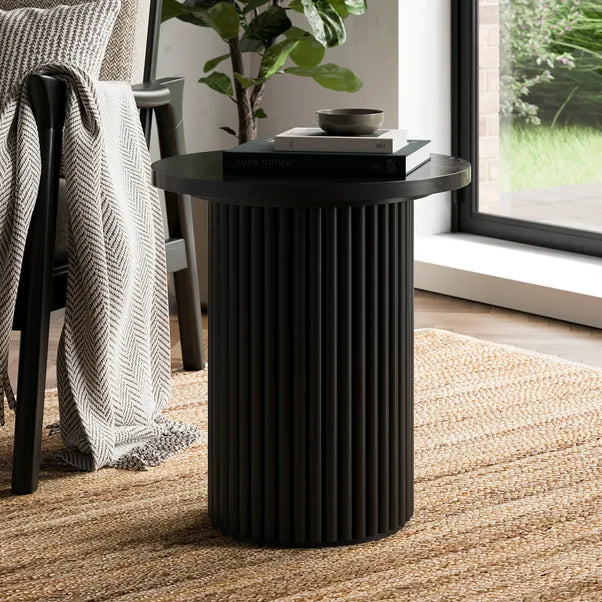 PILLAR – Minimalist Design Black Round End Table