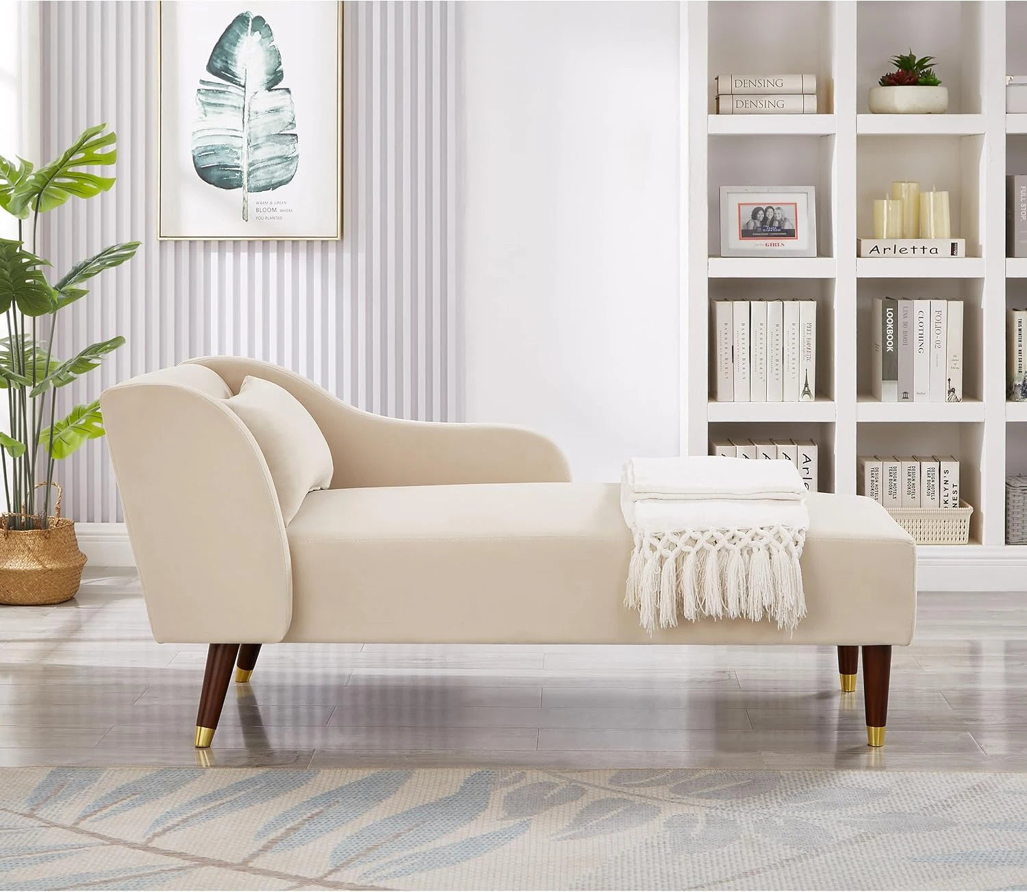 POISE – Classic Style Light Beige Chaise Lounge
