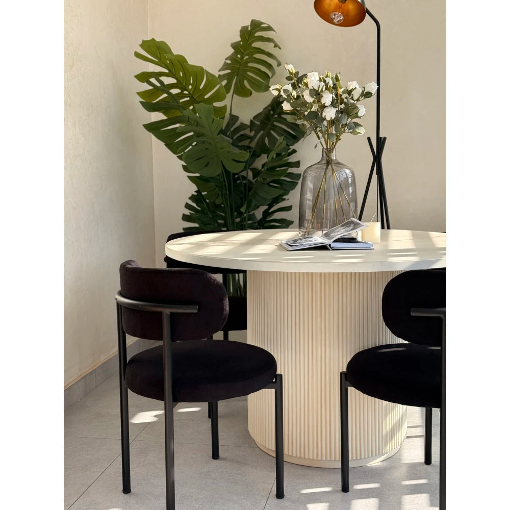 CIRCA – Contemporary Style Four Seater Dining Table Set