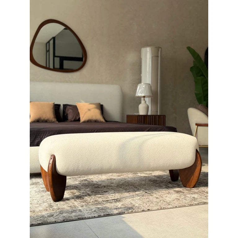 WELCO – White Boucle with Boomerang Legs Bedroom Set