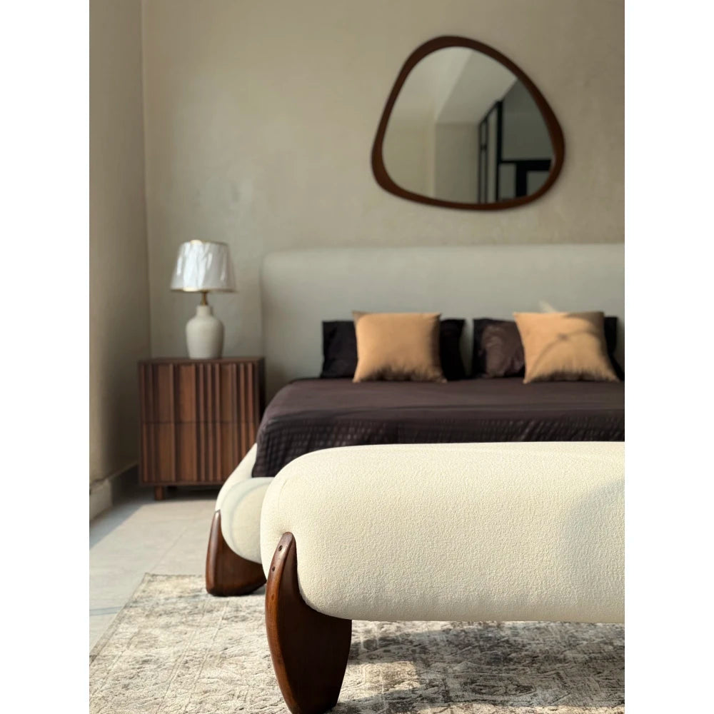 WELCO – White Boucle with Boomerang Legs Bedroom Set