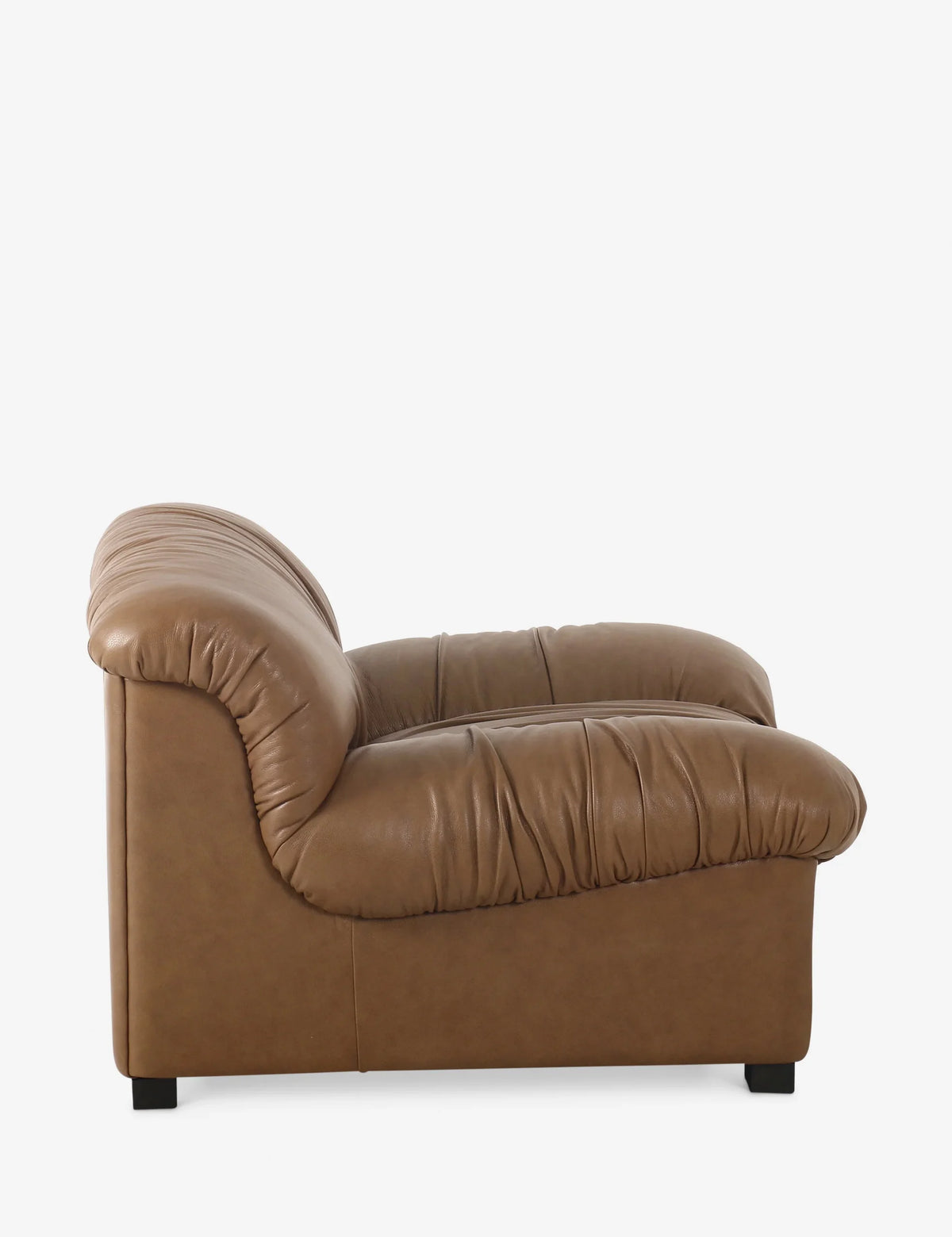 AMARA – Wide Tan Faux Leather Accent Chair