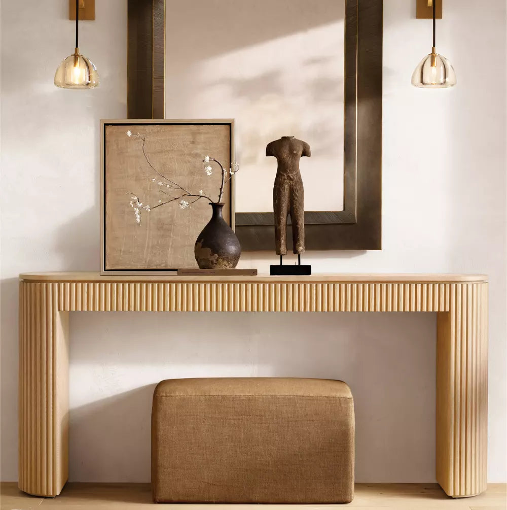 BRUNNE – Modern Console Table with Fluted Panel Detailing