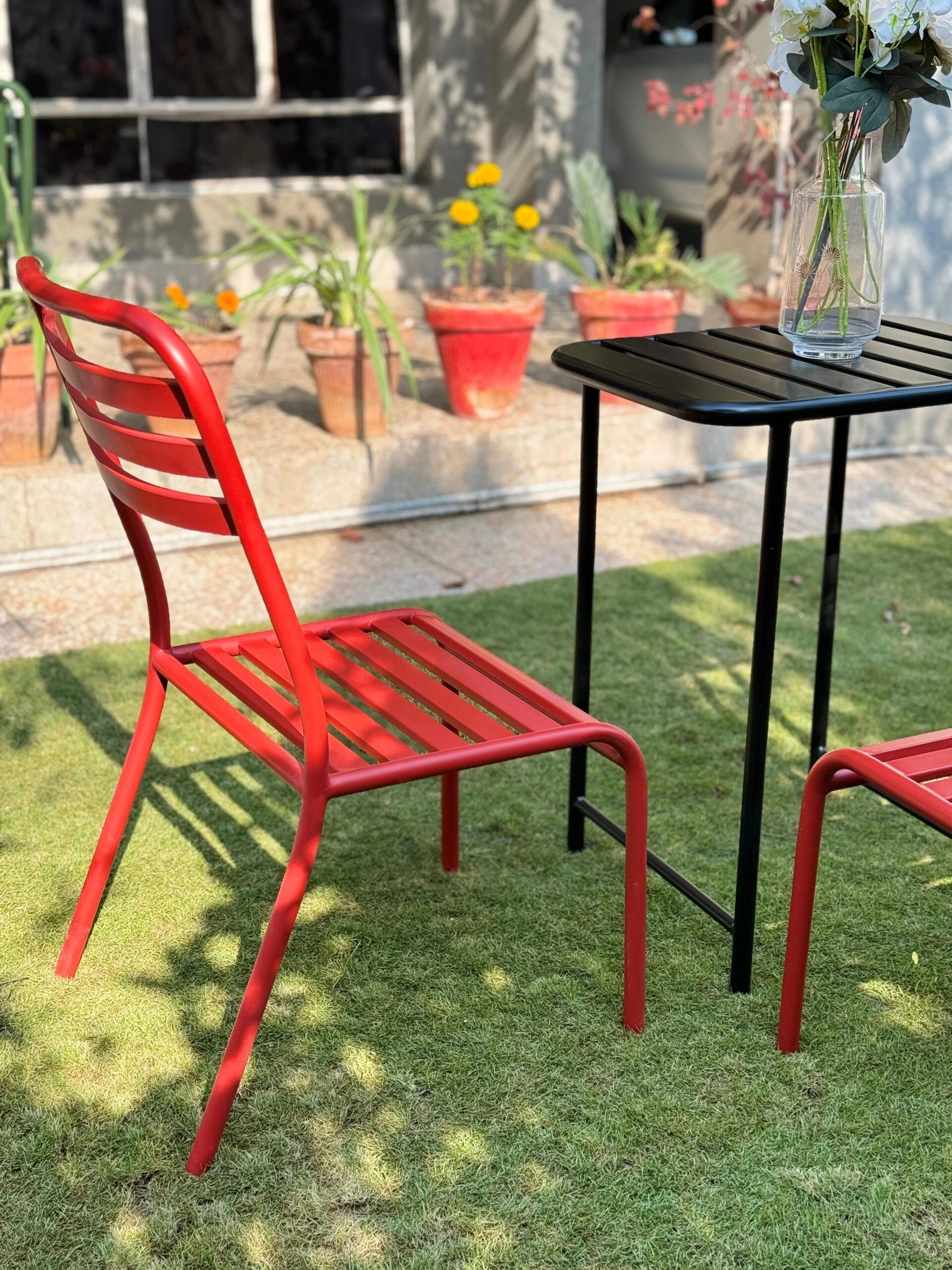 FADGE – Red Outdoor Chair