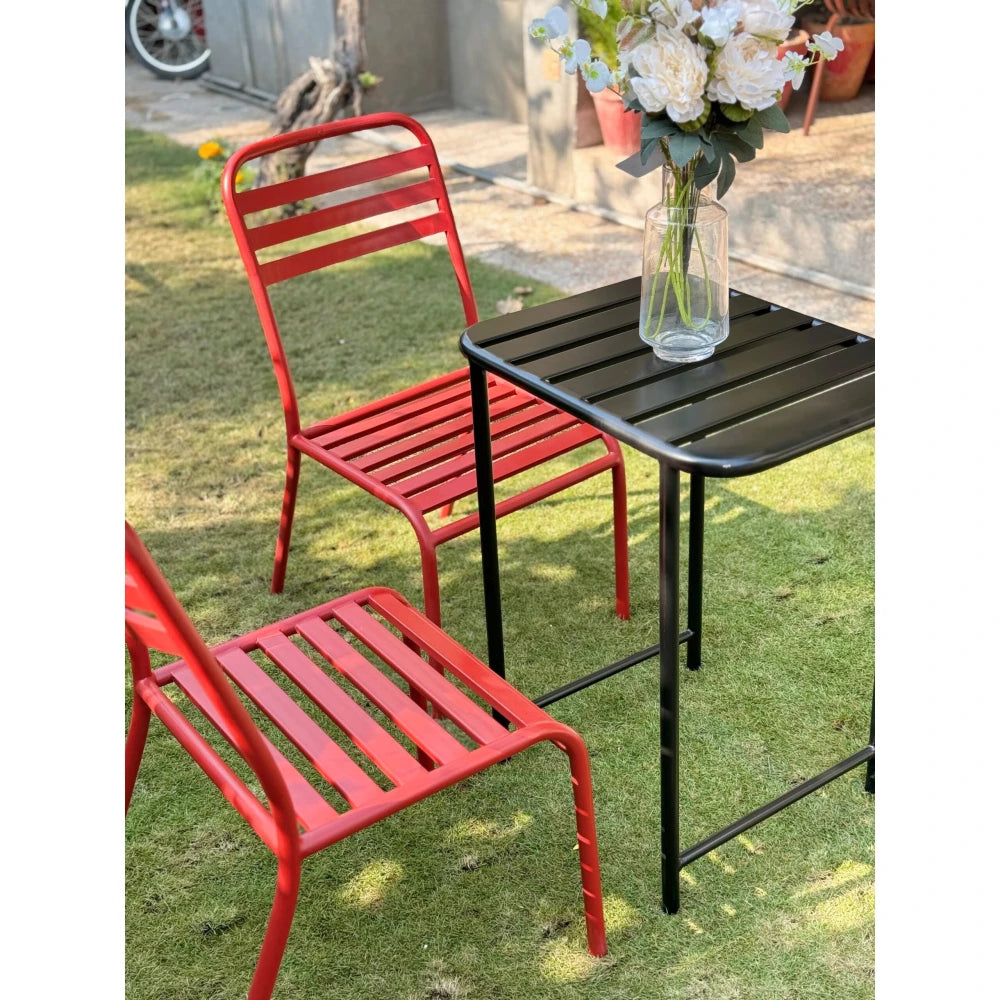 FADGE – Red Outdoor Chair