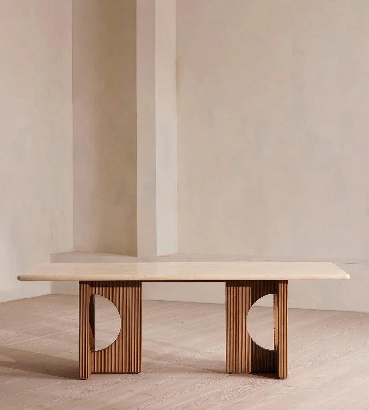 ELIOR – Seven Piece Modern Luxe Dining Set