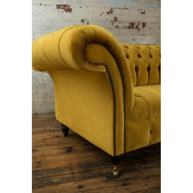KANABA – Chesterfield Sofa