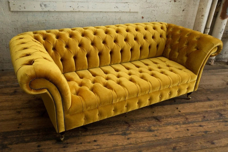 KANABA – Chesterfield Sofa