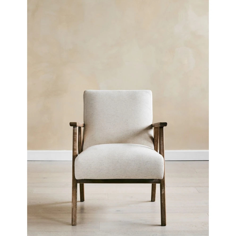 ZNACK – Classic Wooden Arm Chair