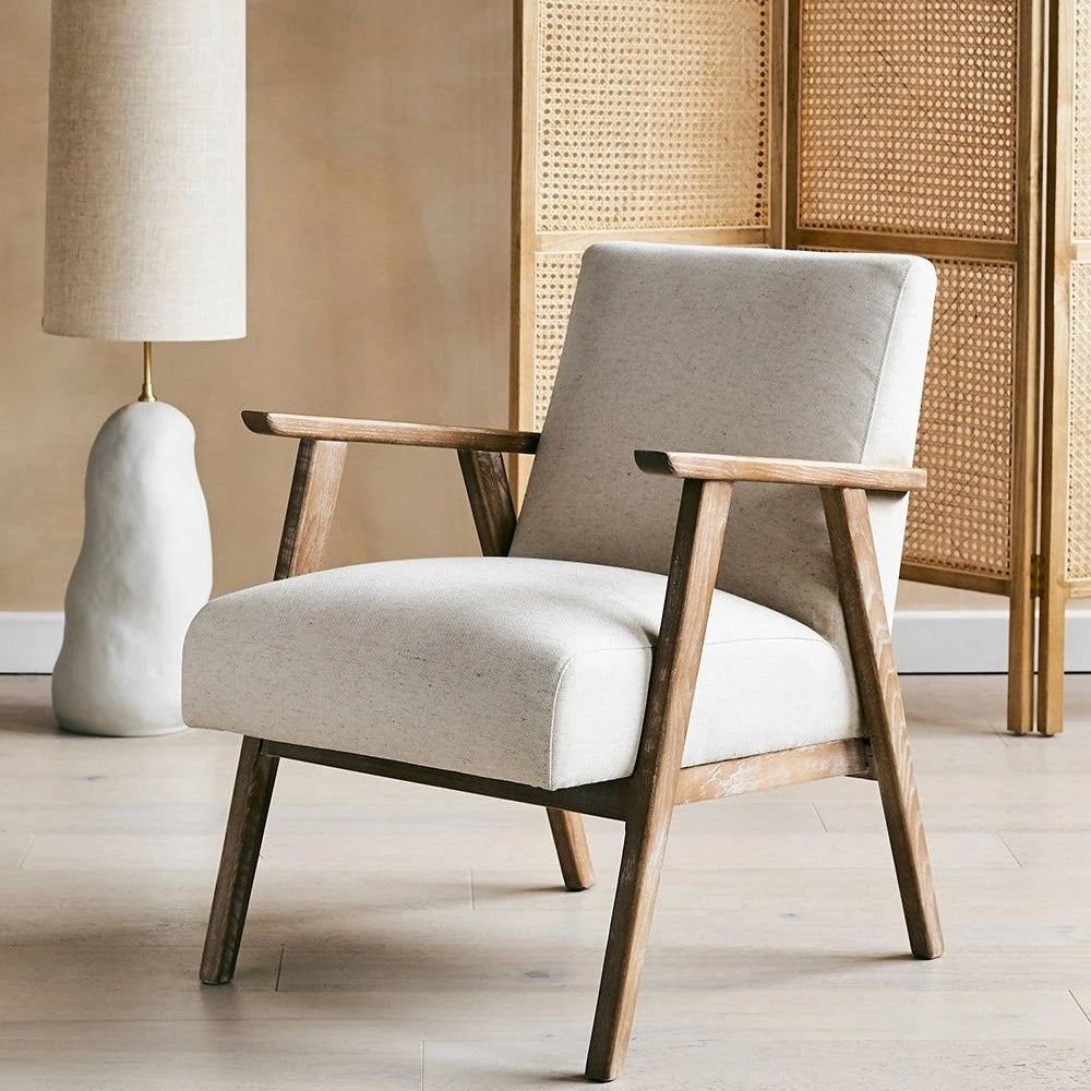 ZNACK – Classic Wooden Arm Chair