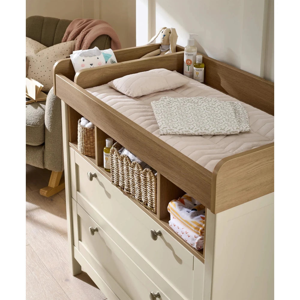 NIVARA – Mid Century Style Oak Brown & Cream Changing Table