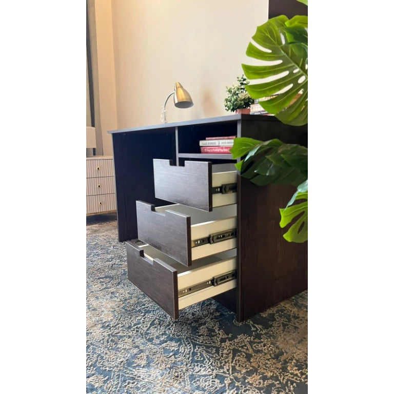 RACLE – Open Shelves & Three Drawer Computer Table