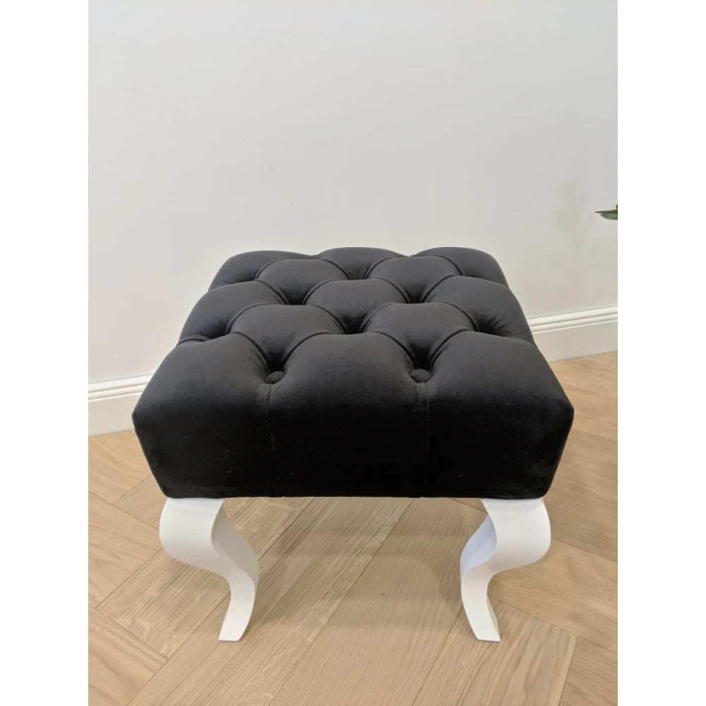 URAK – Mid Century Footrest Stool