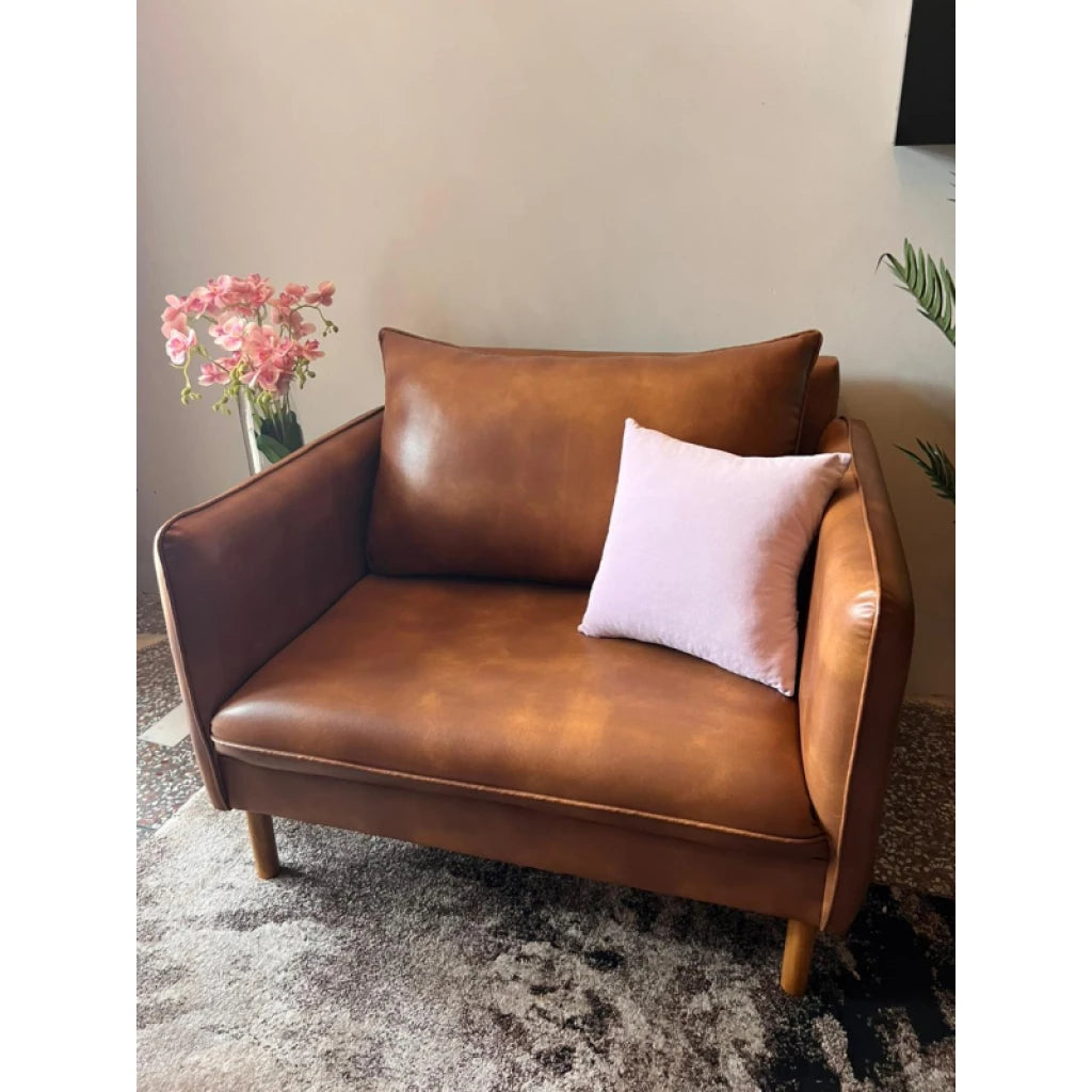 ZANTA – Wide Arm Sofa Chair in Leatherite